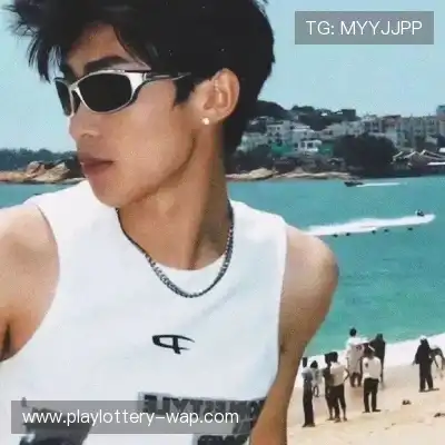 成菲笛